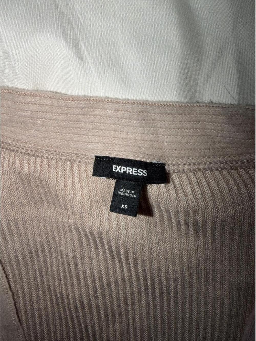 Express Two-Tone Ribbed Wrap Top XS - Picture 5 of 7